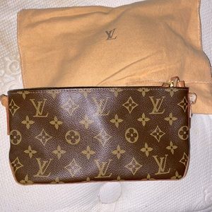 Vintage fendi monogram mini baguette bag